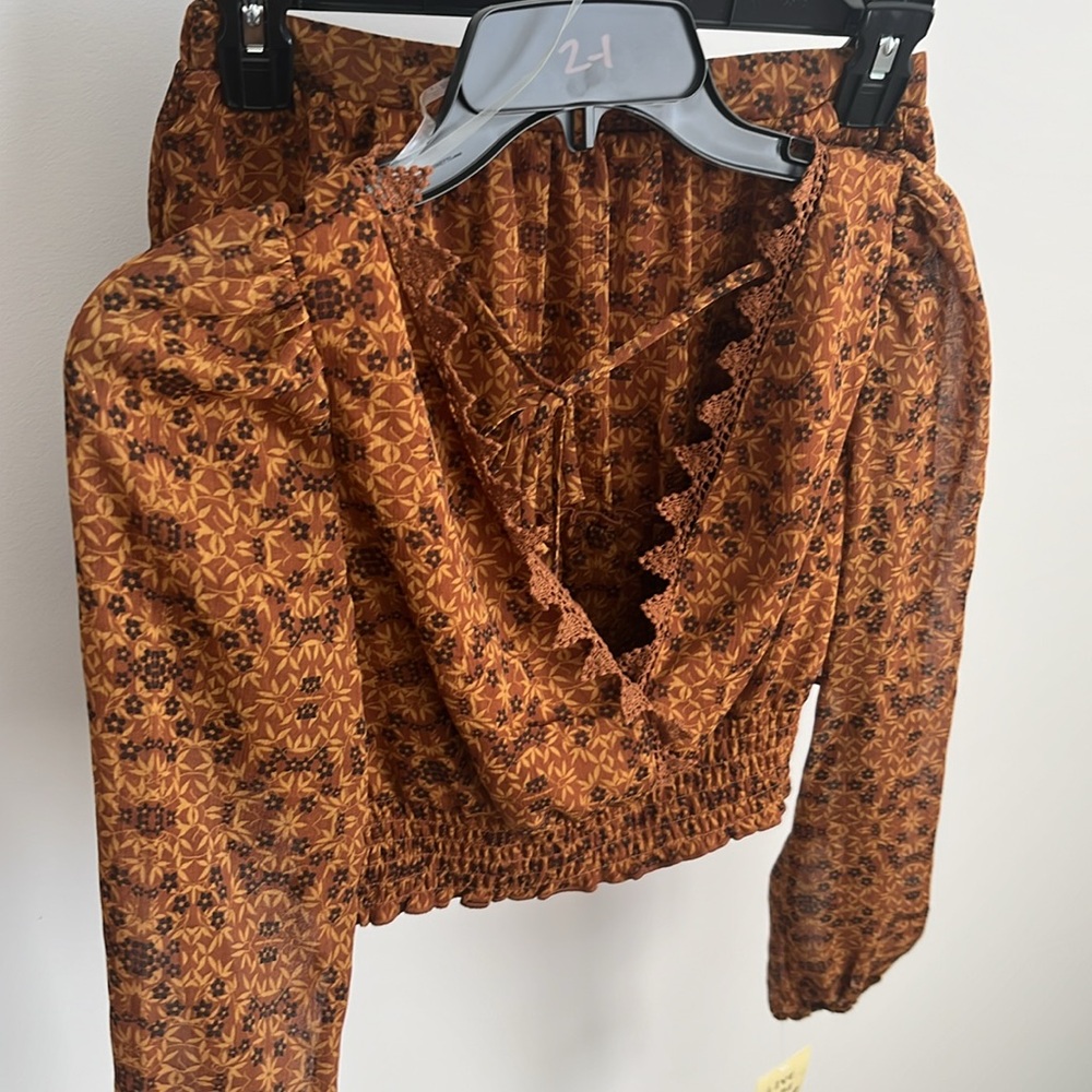 Ruffle mini skirt 2 pc set - Picture 8 of 10